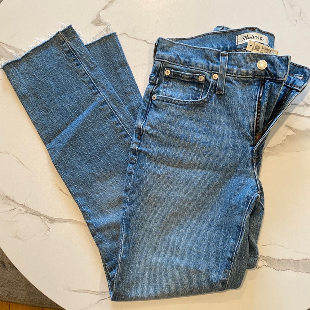 Madewell The Mid Rise Perfect Vintage Jean with magic pockets Size 25